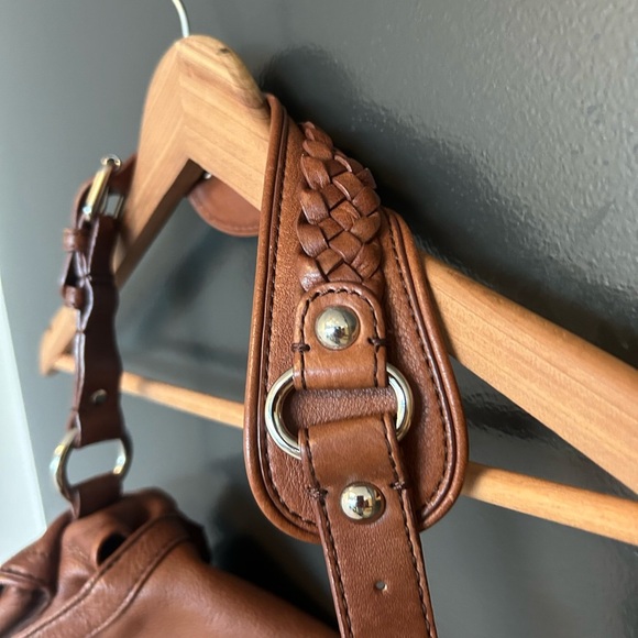 Banana Republic leather saddle bag vintage y2K in excellent condition! Braided n - Picture 4 of 13